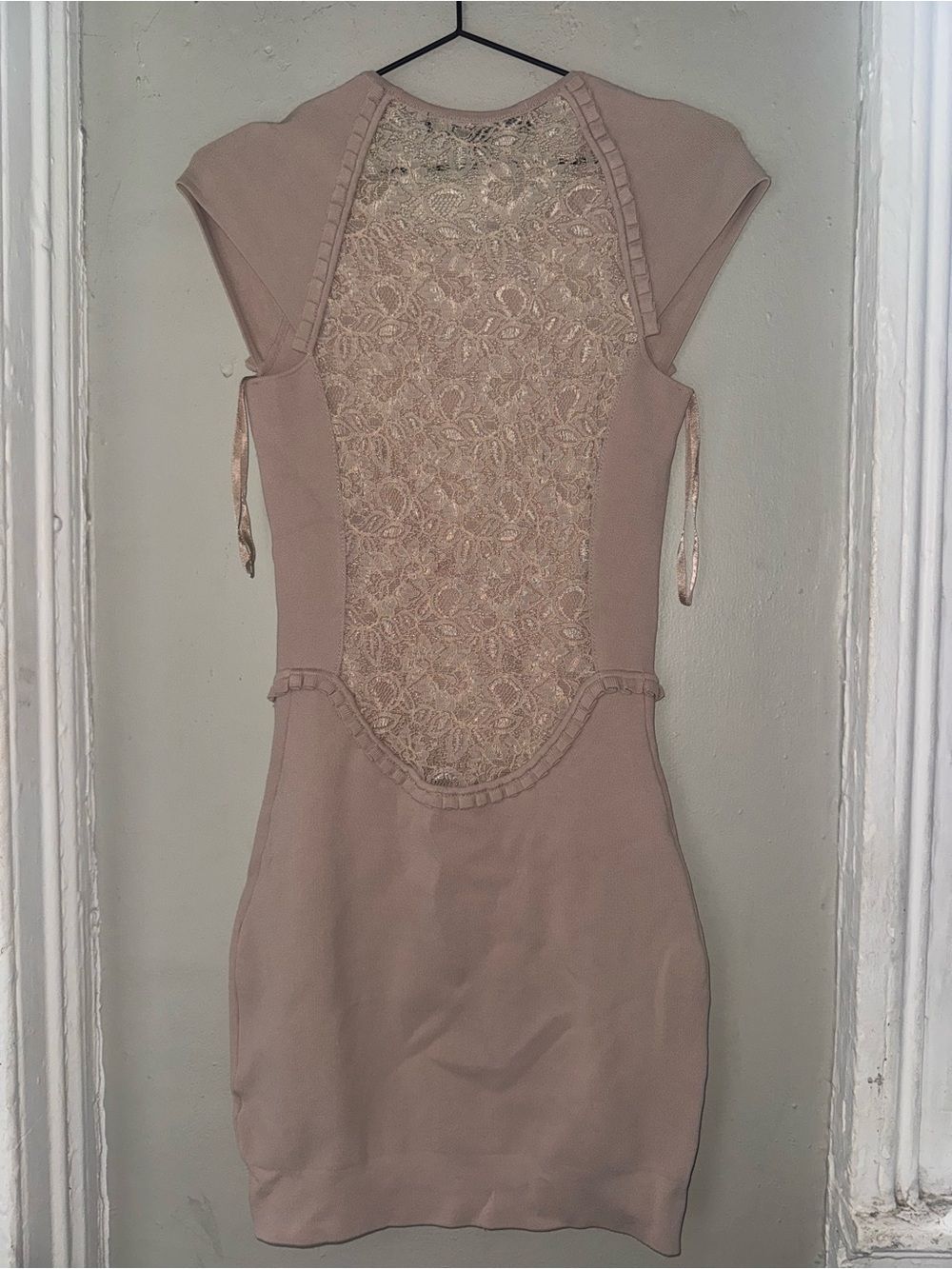 French Connection Mauve Bodycon Mini Dress with Lace Back – Size 6